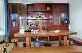 J9游戏钢材有限公司舒服办公室