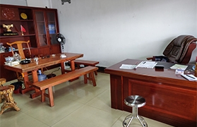 J9游戏钢材有限公司干净办公室